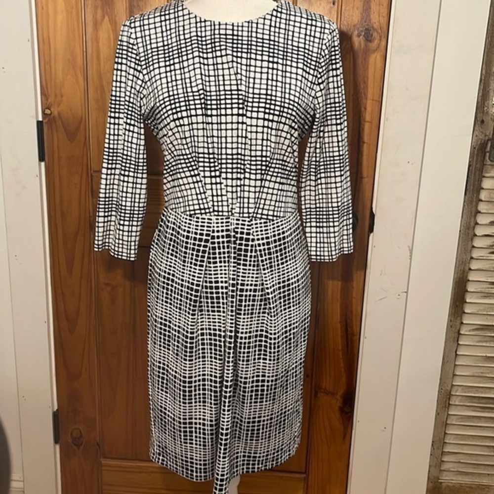 J McLaughlin Mia3/4 Sleeve knit Dress Black White plaid check windowpane Medium